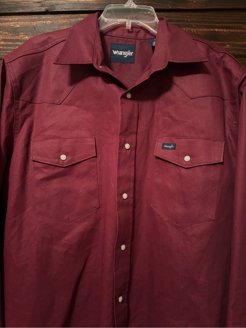 Wrangler Men's Button-Down Western Shirt in Burgundy - Picture 4 of 8